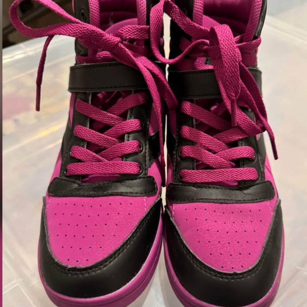 Hightop Purple & Black Fashion Sneakers